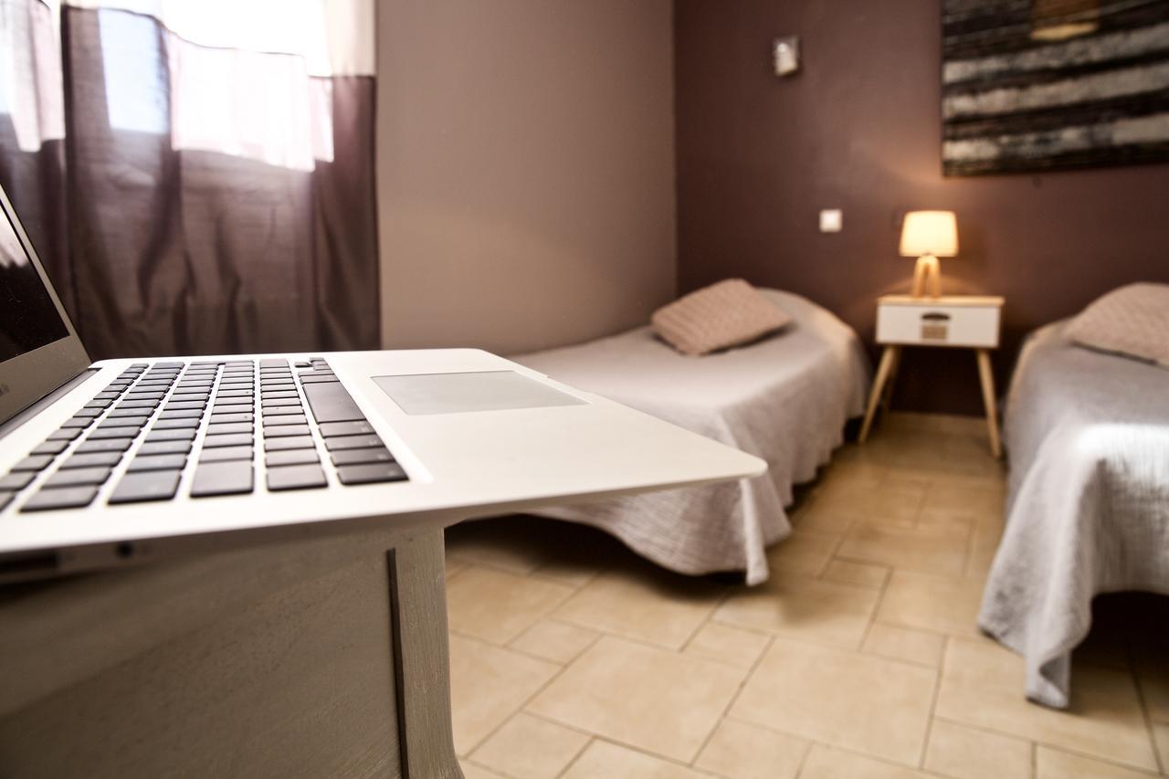Le Bernon Hotel Connaux Eksteriør billede